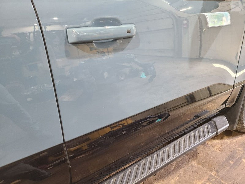 Passenger Right Front Door Electric Fits 21-25 FORD F150 PICKUP 670815