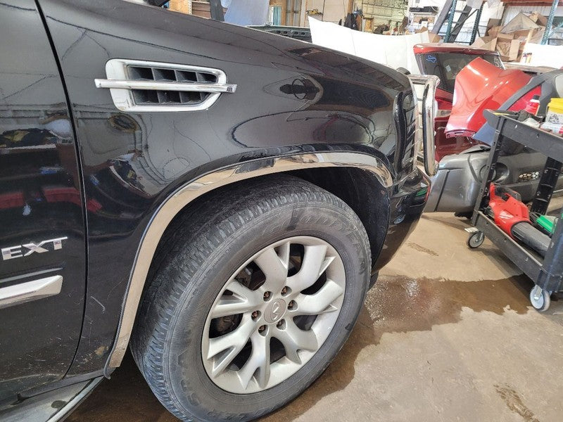 Passenger Right Fender Fits 07-14 ESCALADE 676690