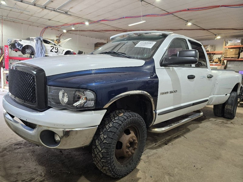 RAM3500   2004 Radiator Shroud 640287
