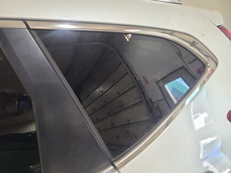 Driver Left Quarter Glass With Privacy Tint Fits 17-22 CR-V 650200