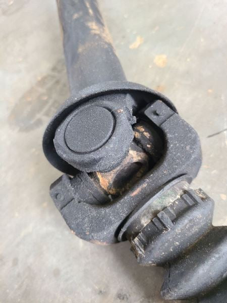 Front Drive Shaft 6.6L Fits 11-19 SIERRA 2500 PICKUP 546055