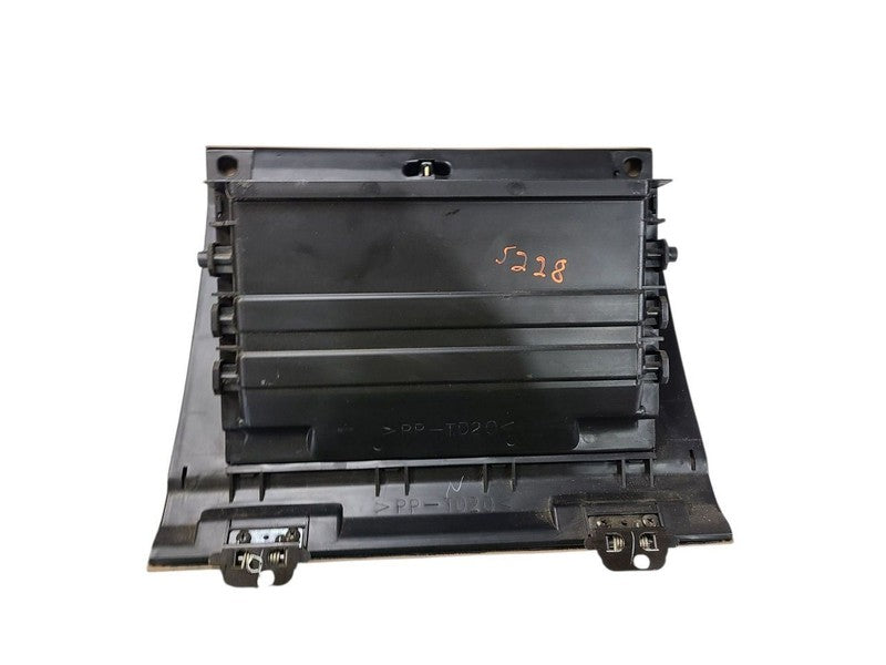 TROOPER   2002 Glove Box 646723