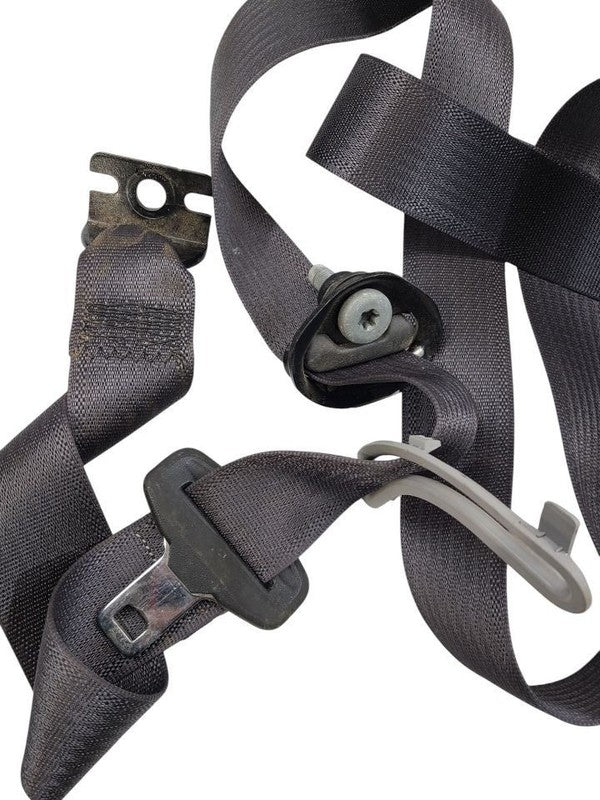 SUBURBN15 2015 Seat Belt Rear 620895