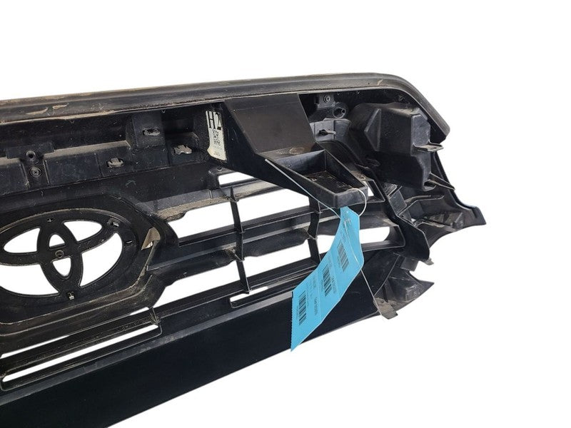 Grille Upper Chrome Grille Surround Moulding SR5 Fits 16-17 TACOMA 629