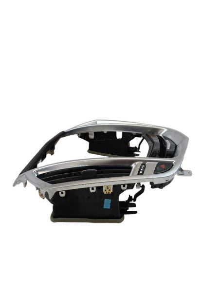 SRX       2015 Dash Bezel 592790
