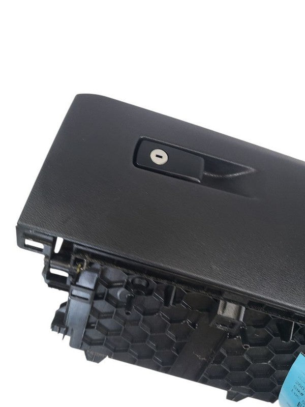 X1        2016 Glove Box 632527
