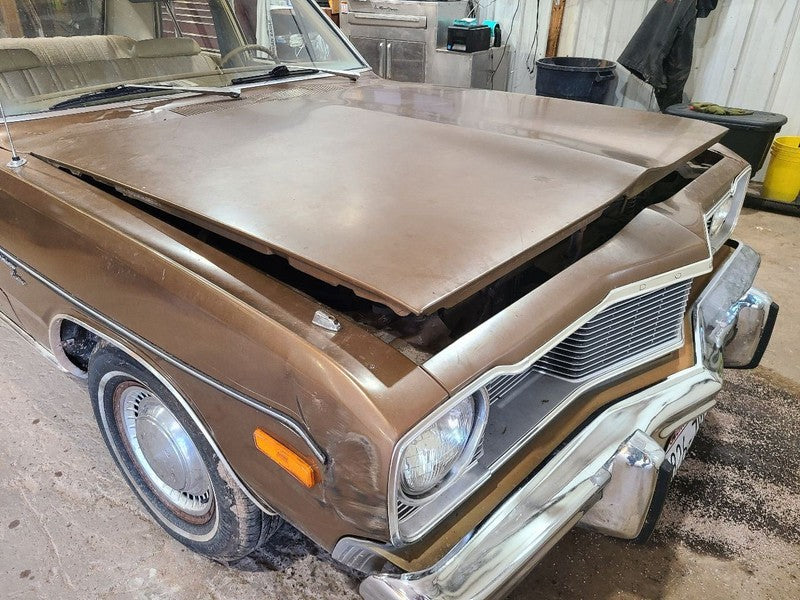 Passenger Right Headlight Door/Cover Fits 75-76 DART 668116