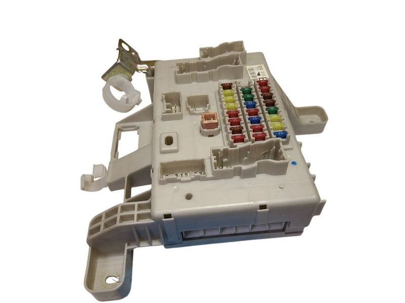 GX470     2004 Fuse Box Cabin 627532