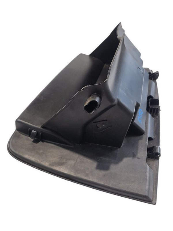 SUBURBN15 2019 Glove Box 662203