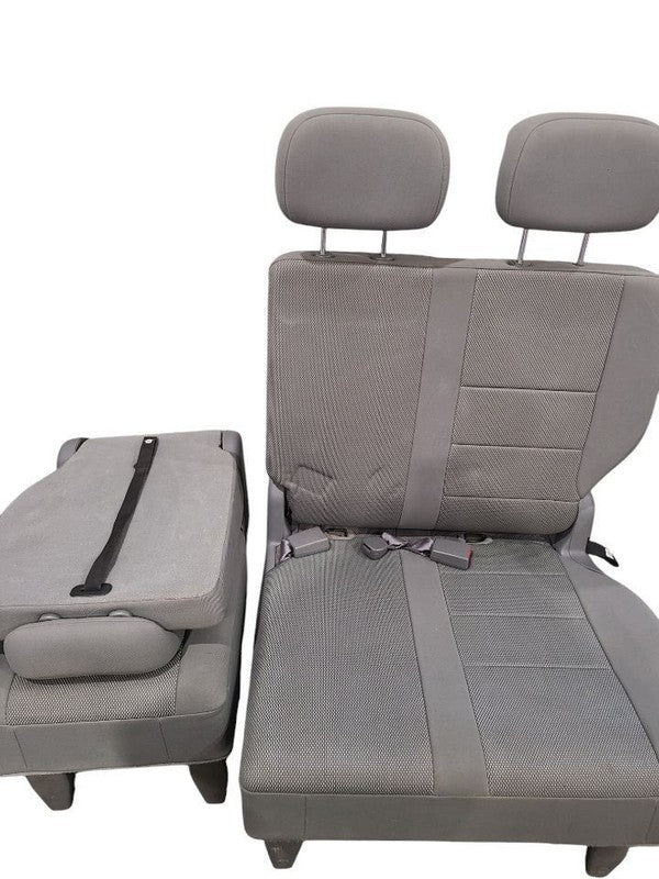 CARAVAN   2008 Third Seat Station Wagon  Van 607623