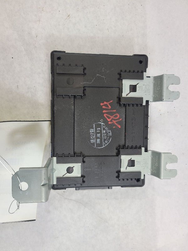 Chassis ECM Body Control BCM Left Hand Center Dash Fits 17-18 SANTA FE