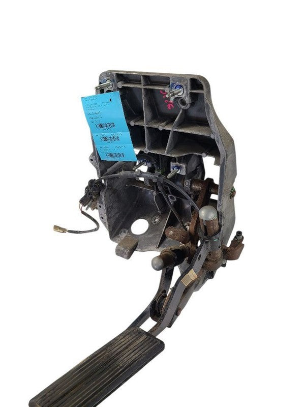 RAM3500   2003 Pedal Brake/Clutch 642793