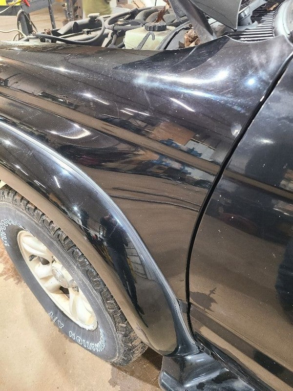 Driver Left Fender With Fender Flare Large Fits 96-02 4 RUNNER 677444