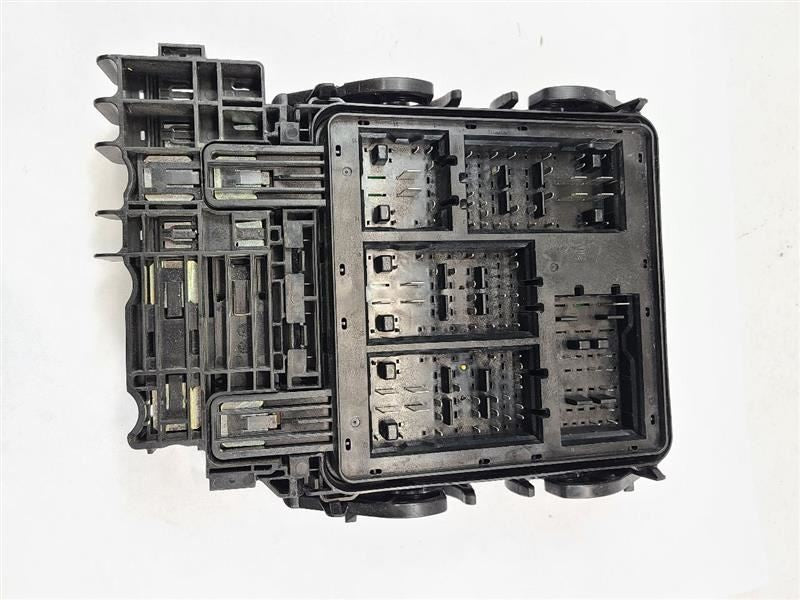 Fuse Box Engine Base Fits 17-19 CTS 556225