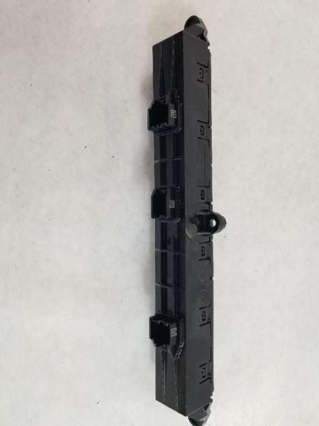 SILVRDO15 2021 Dash/Interior/Seat Switch 461573