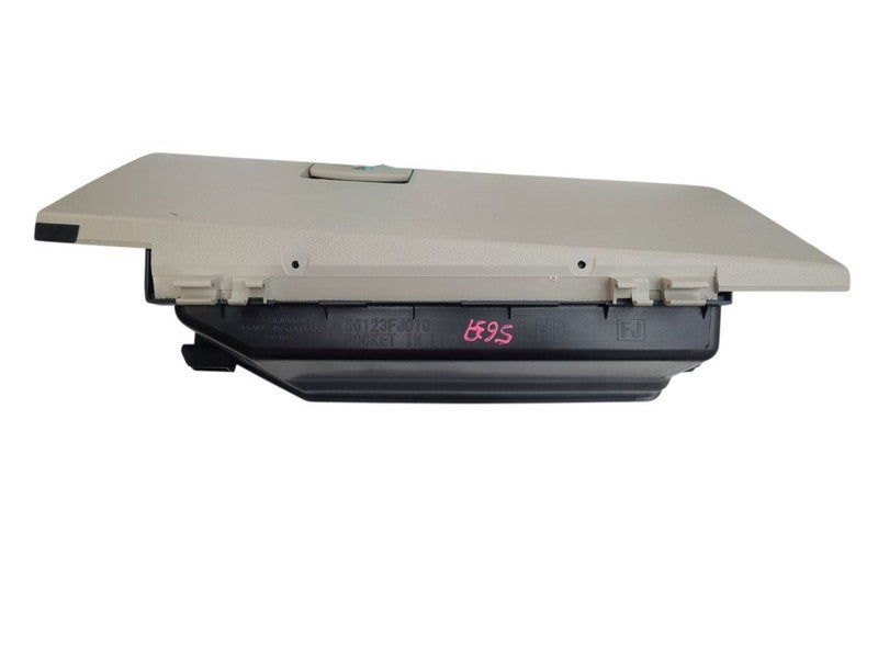 XV CROSST 2014 Glove Box 674251