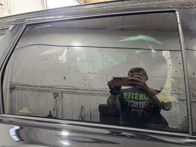 CORSAIR   2023 Rear Door Glass 640782