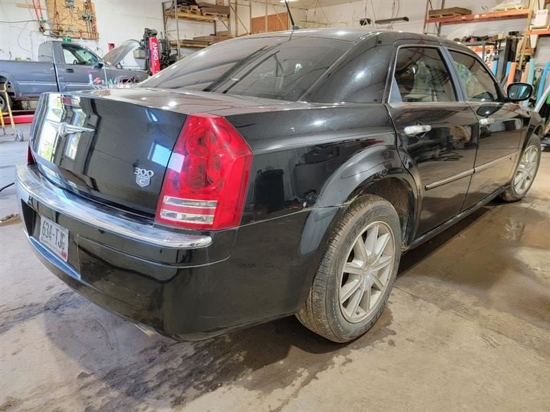 300       2008 Owners Manual 431146