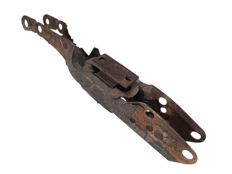 DART      1963 Crossmember Transmission 671253
