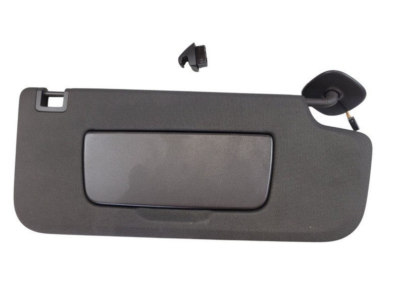 Passenger Sun Visor With Illumination Fits 19-26 SILVERADO 1500 PICKUP