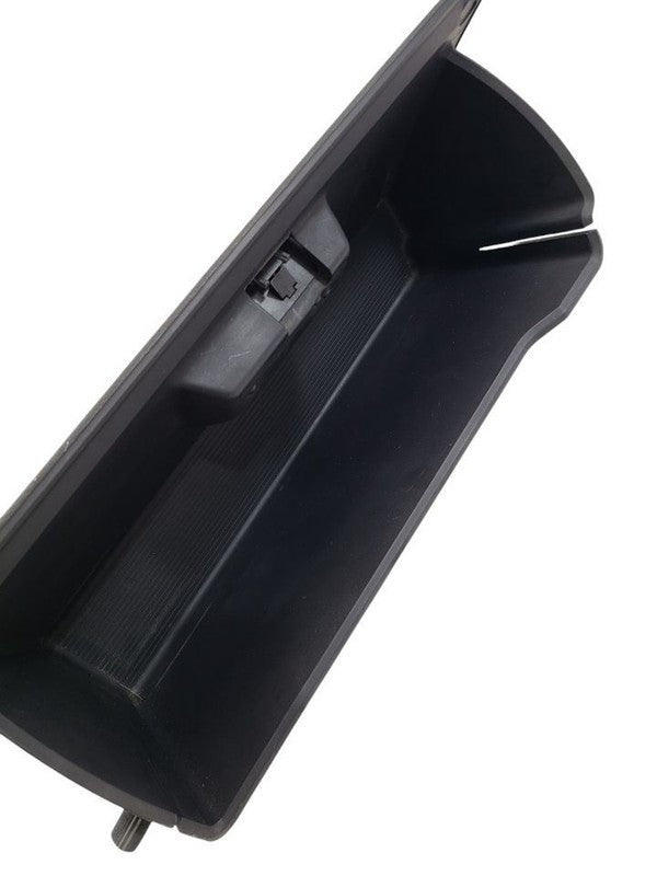 RAM1500   2010 Glove Box 614493