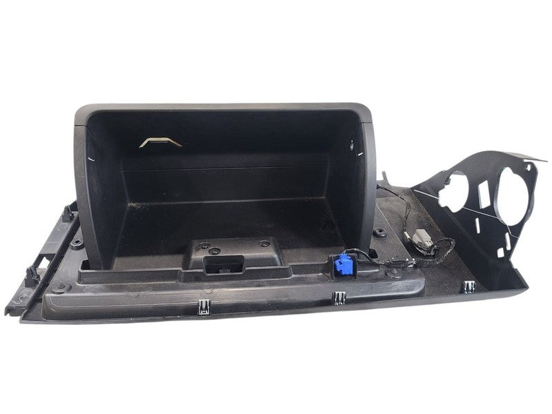 200       2012 Glove Box 663220