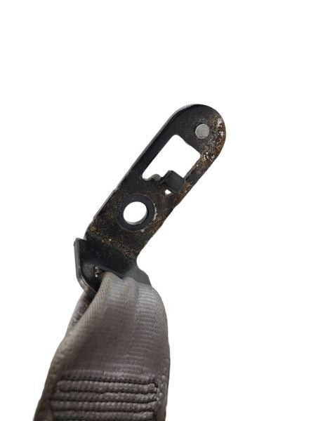REAR SIENNA    2005 2nd Row Driver's Side Retractor Seat Belt Rear 574