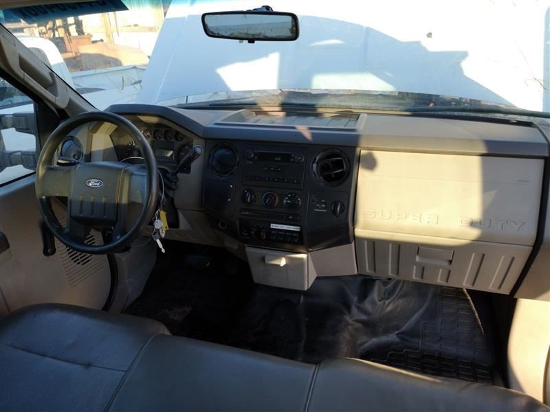 F250SD    2008 Bell Housing 222151