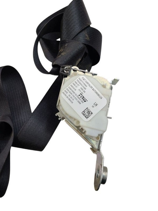 TOWN COUN 2016 Seat Belt Rear 621149