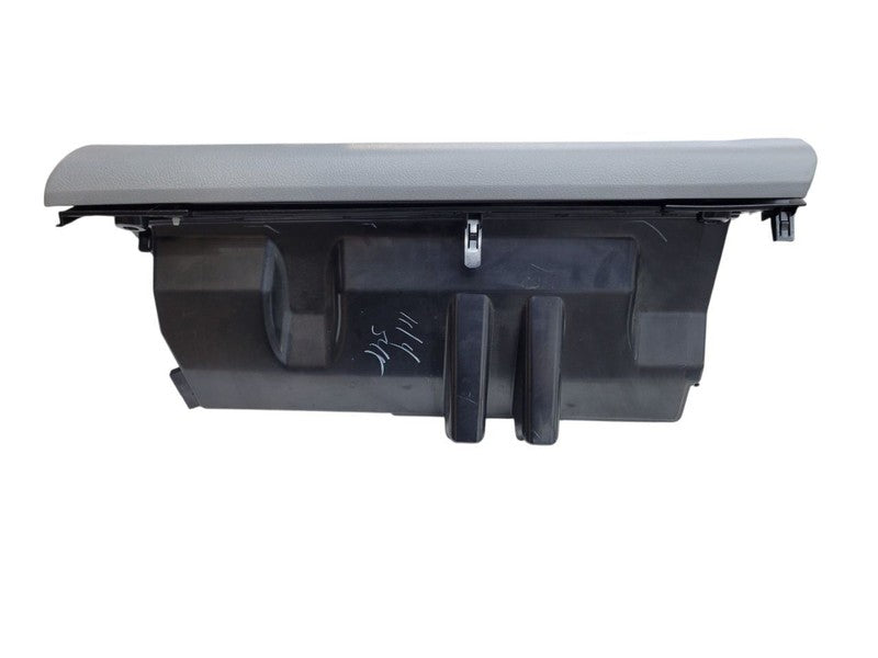 TUNDRA    2010 Glove Box 676607
