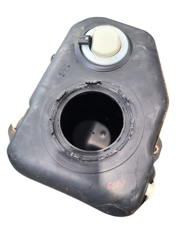 Exhaust Fluid Tank Fits 17-19 FORD F250SD PICKUP 658819
