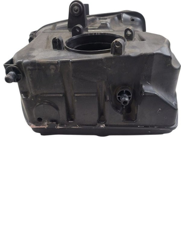 Driver Left Air Cleaner 3.0L Fits 15-18 PORSCHE MACAN 661484