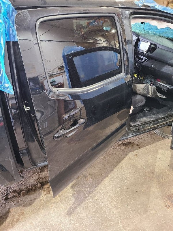 Passenger Rear Side Door Crew Cab 4 Door Fits 16-19 TACOMA 678464