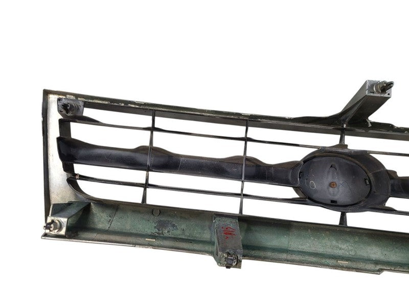 Grille Upper Chrome Fits 96-98 4 RUNNER 642992