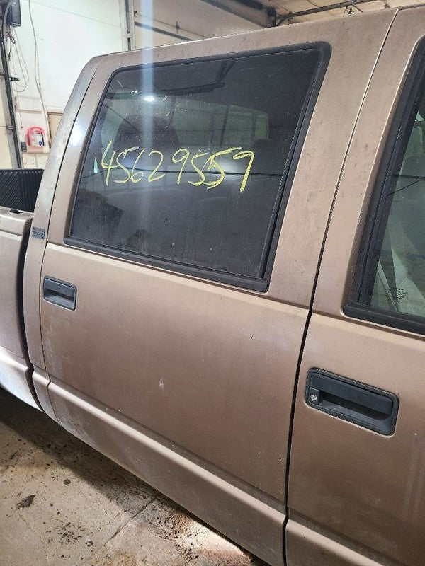 Passenger Rear Side Door Crew Cab Fits 92-00 CHEVROLET 3500 PICKUP 679
