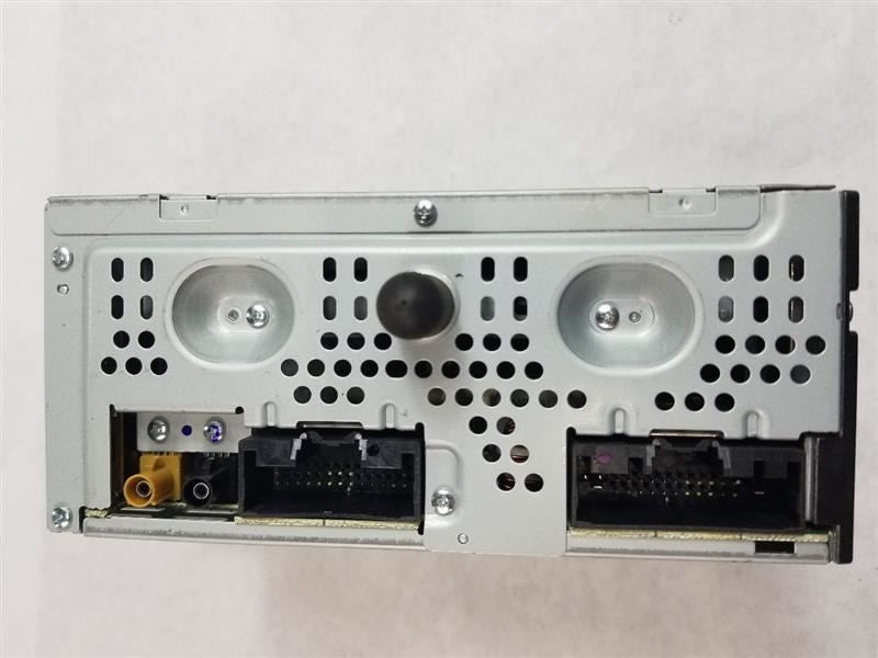 Audio Equipment Radio Receiver AM-FM-CD-MP3 Fits 15 MKC 521703