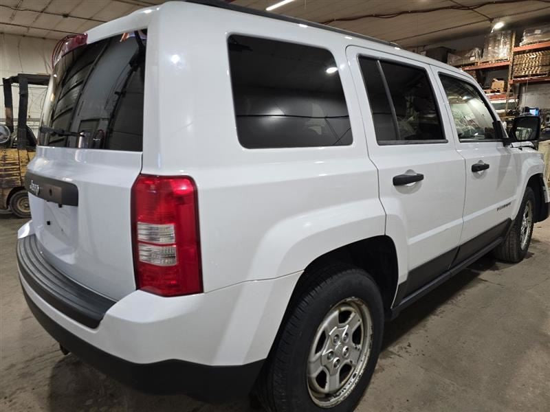 PATRIOT   2014 Center Cap Wheel 610357