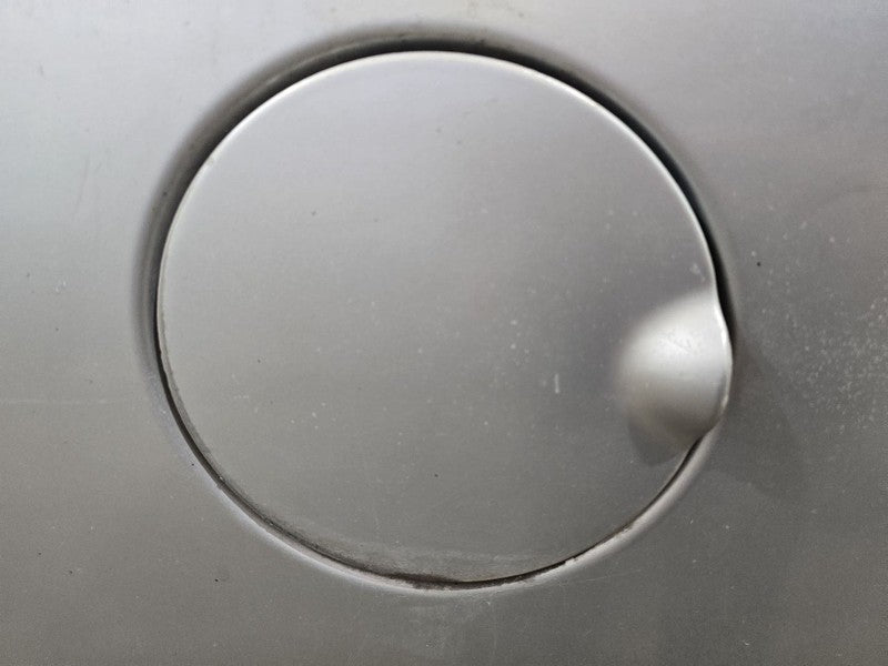 RAM3500   2003 Fuel Filler Door 641707