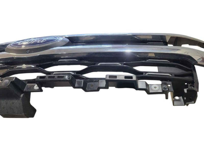 Grille Upper 2 Horizontal Main Bars Chrome Fits 22-24 EXPEDITION 67923