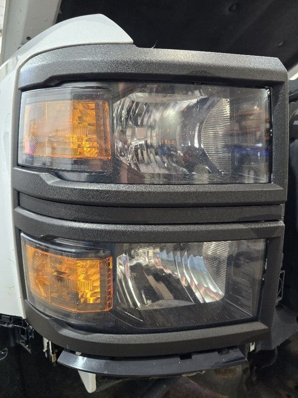 Passenger Headlight Reflector Fits 14-15 SILVERADO 1500 PICKUP 643766