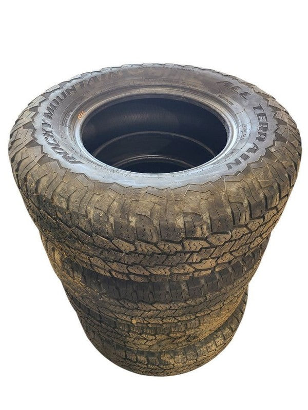 Set Of 4 Used Tires 265 70 16 ALL TERRAIN 75% 675606