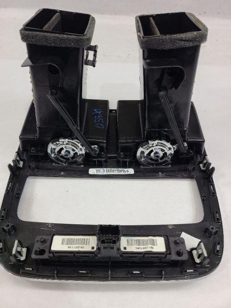 CARAVAN   2016 Dash Bezel 556745