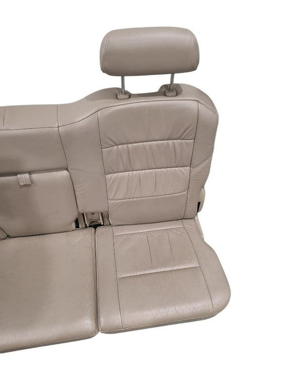 TUNDRA    2002 Seat Rear 657747