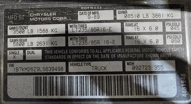 FRONT TDOD250   1990 Driver's Side Buckle Seat Belt Front 575314
