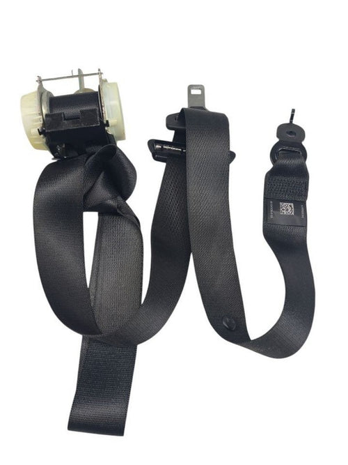 528I      2015 Seat Belt Rear 615171
