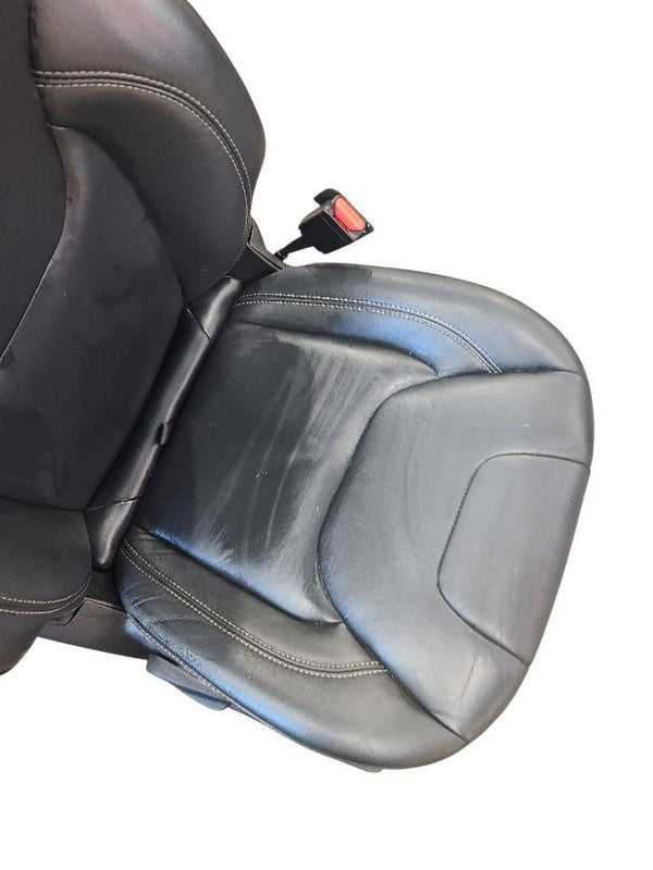 Passenger Front Seat Electric Leather Without Memory Fits 15-22 CHEROK
