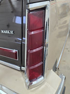 Passenger Right Tail Light Fits 80-83 LINCOLN MARK SERIES 626673