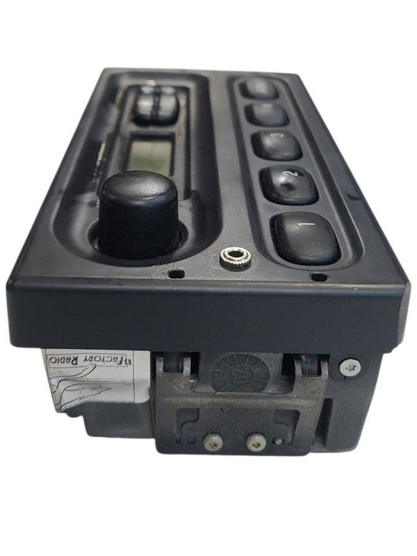 Audio Equipment Radio AM-FM Fits 99-05 FORD F250SD PICKUP 676050