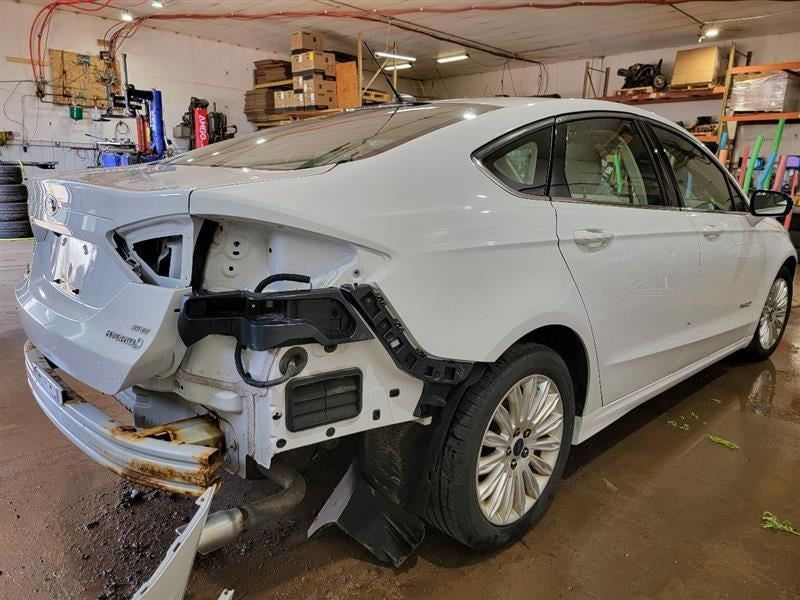 FUSION    2016 Owners Manual 549758