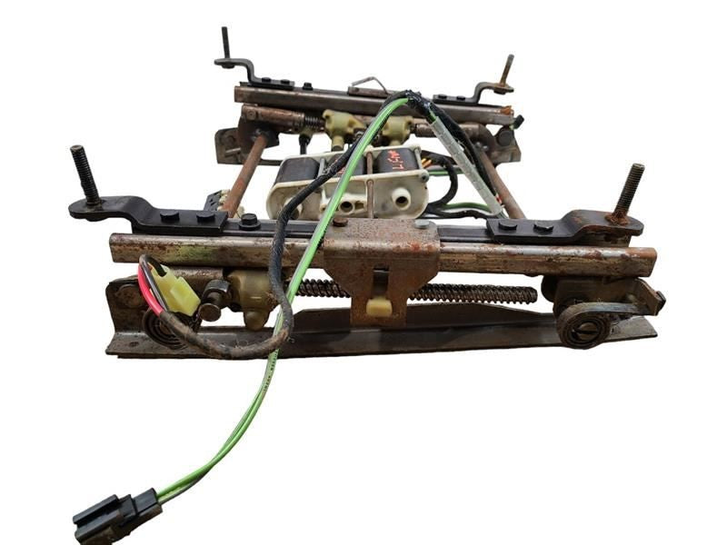 FRONT NEW YRK-R 1988 Driver's Side Power Front Seat Track 582298